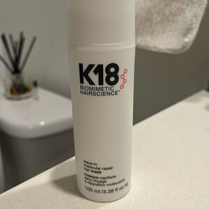 K18 Biomimetic Hairscience Leave-In Molecular Repair Hair Mask - White